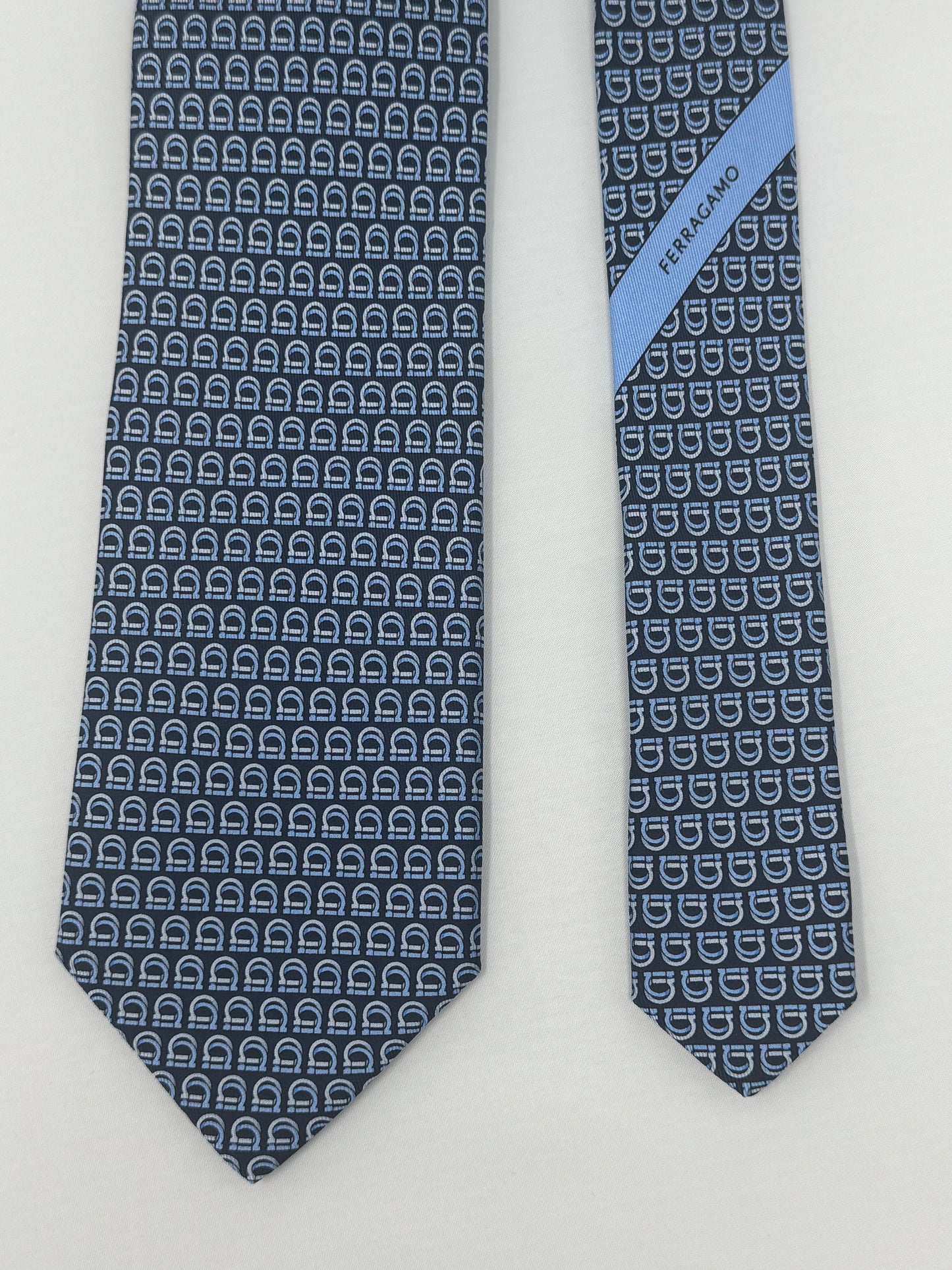 Ferragamo Blue Gancini Double Men's Tie FR0030