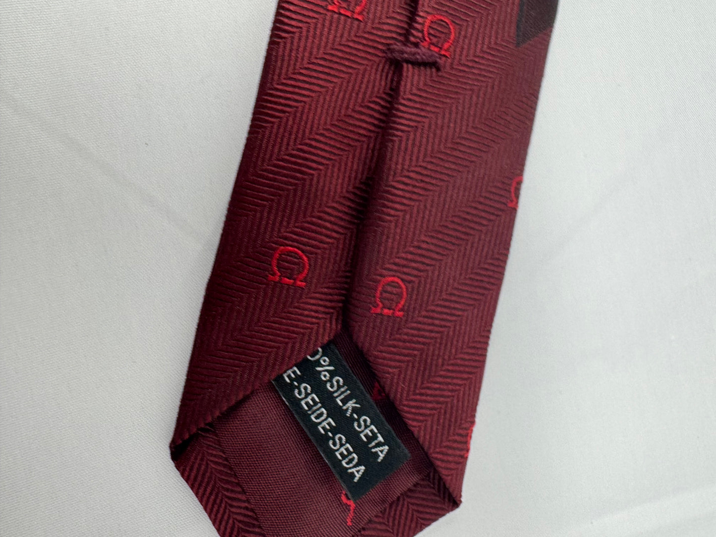 Salvatore Ferragamo Skinny Red Logo Alcove Tie FR0012