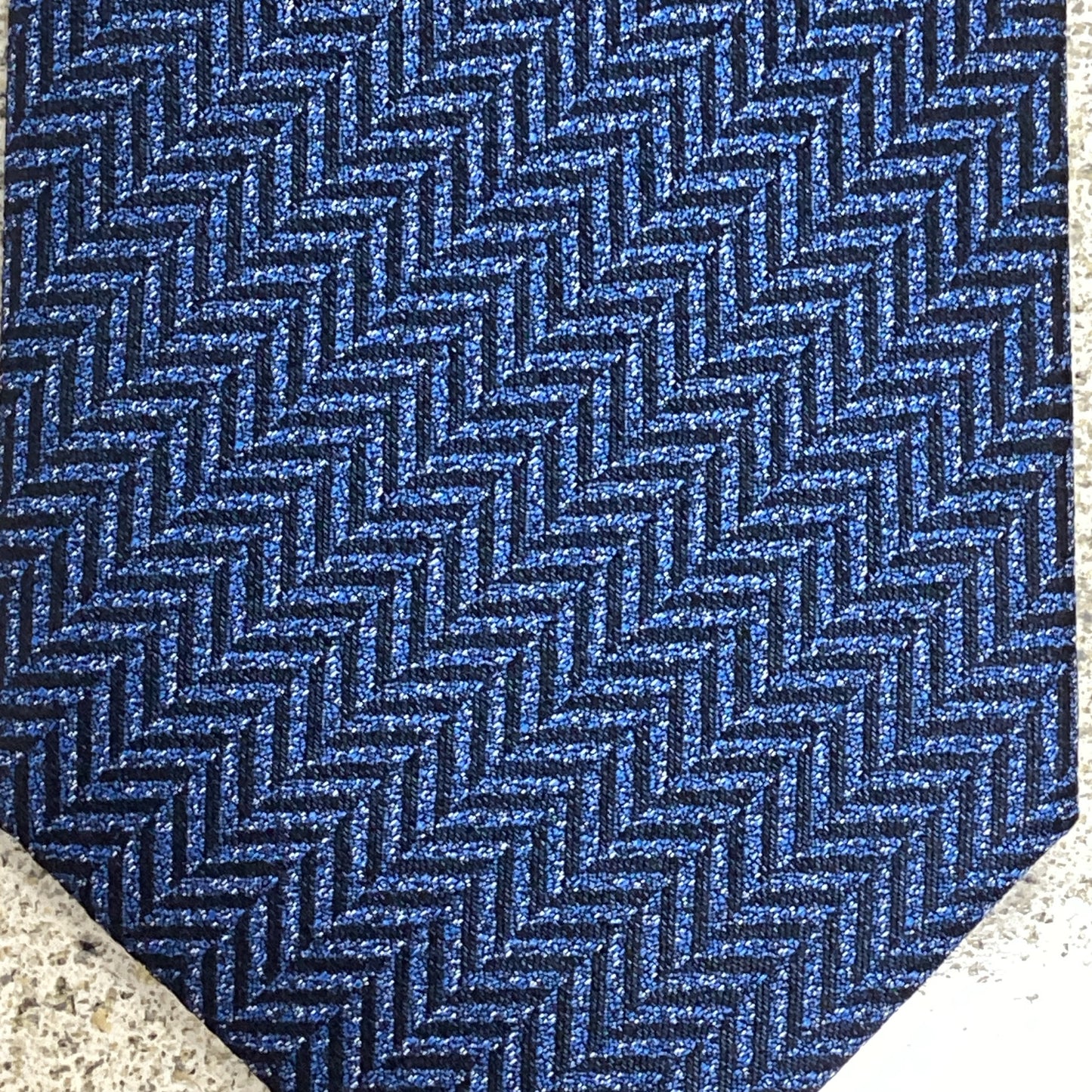 Mens Titanium Tie Zigzag-Blue TT685