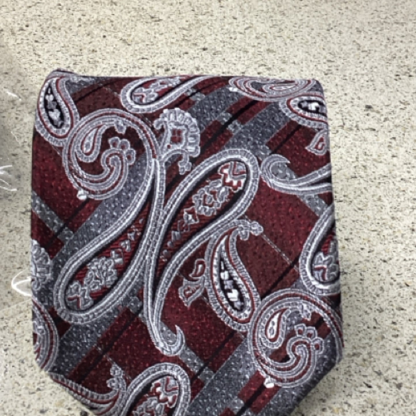 Bruno Piattelli Mens Silk Tie Red Paisley BRO409