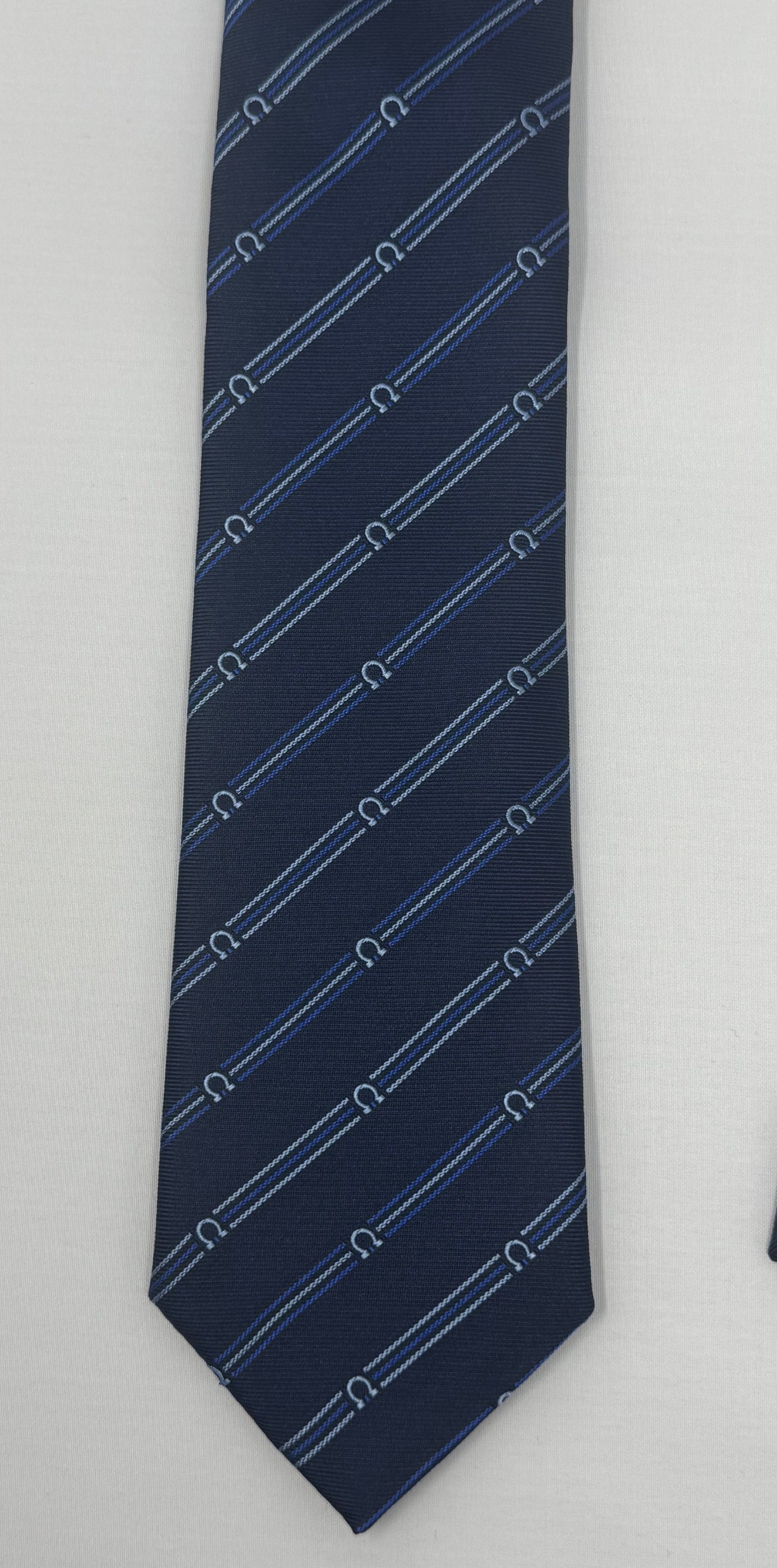 Ferragamo Gancini Blue Thin Men's Tie FR0035