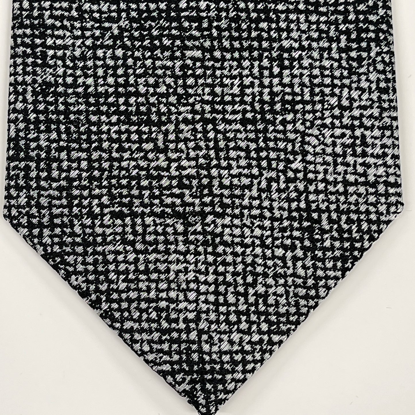 TO Men’s Tie TM313-4